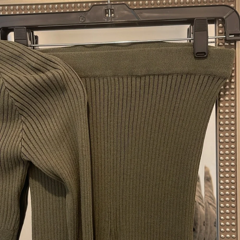 2 piece matching Ribbed Set - Picture 5 of 9